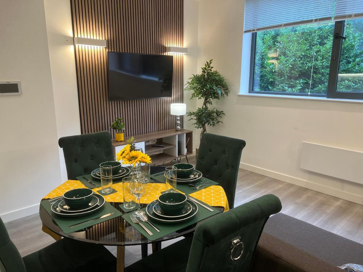 Esmae Homes มิลตันคีนส์ ภายนอก รูปภาพ